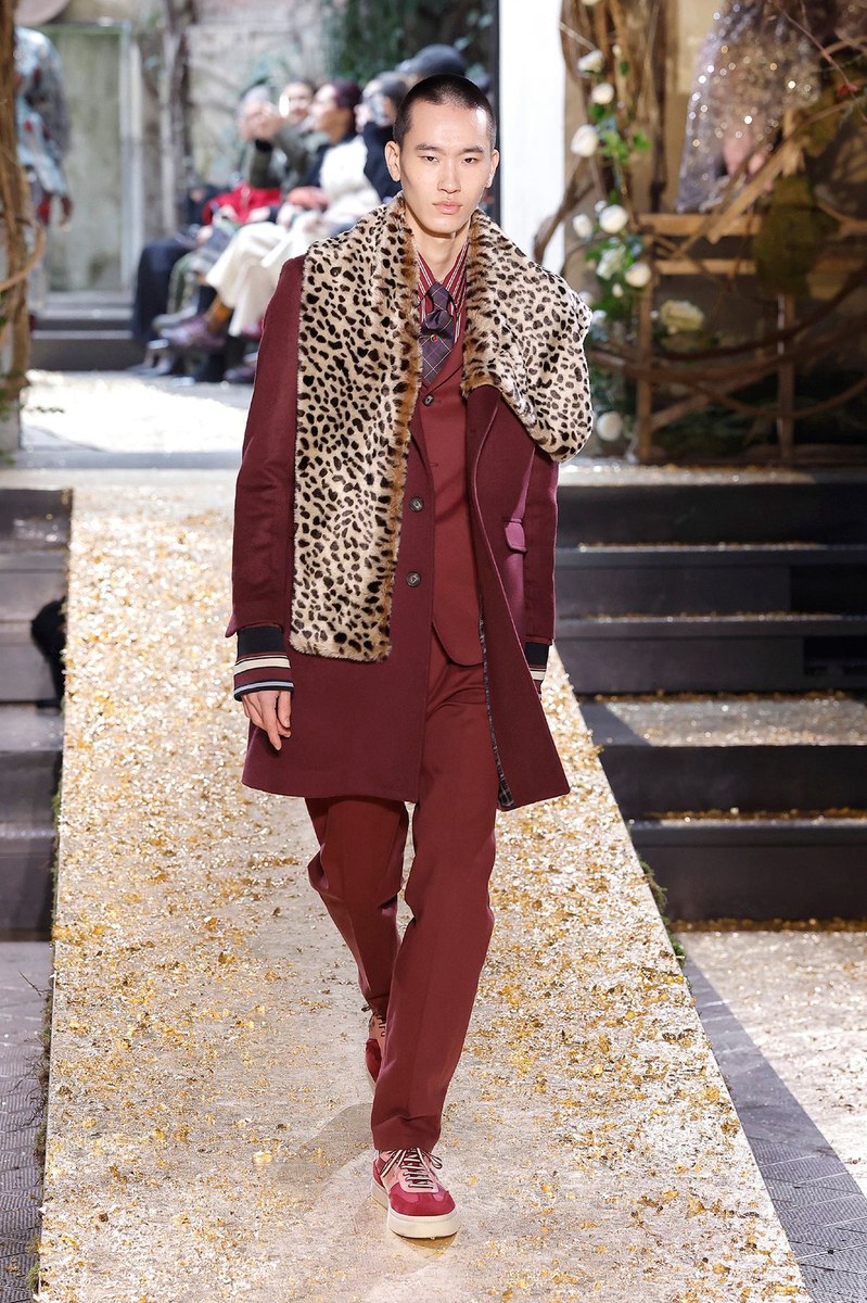Look 5