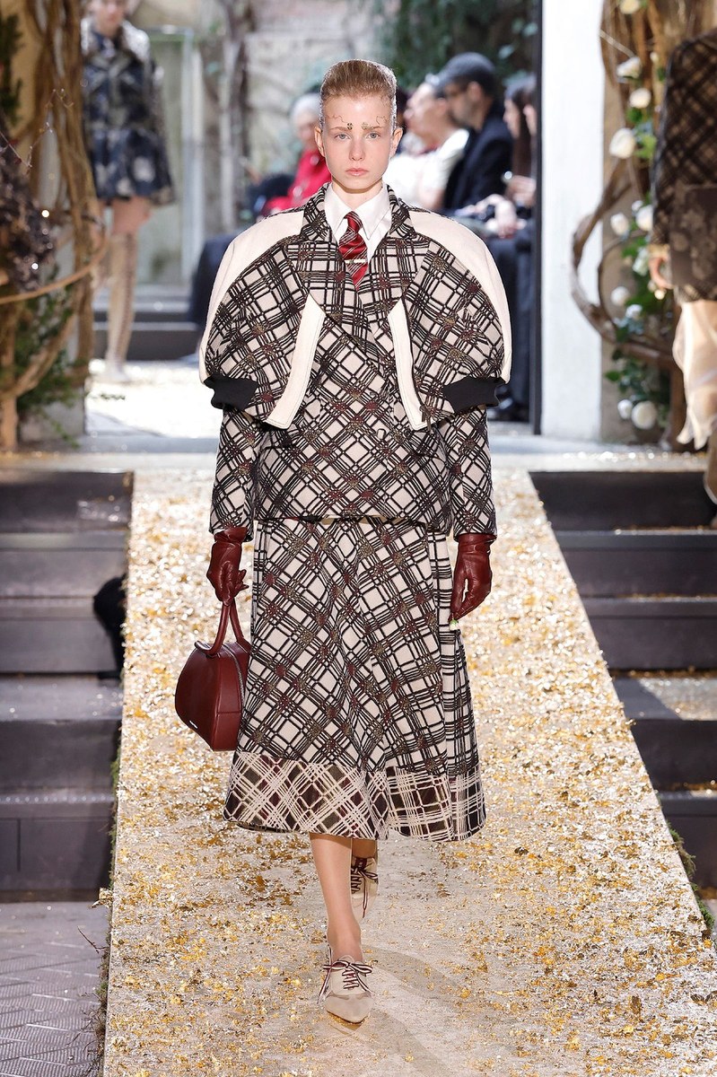 Look 24