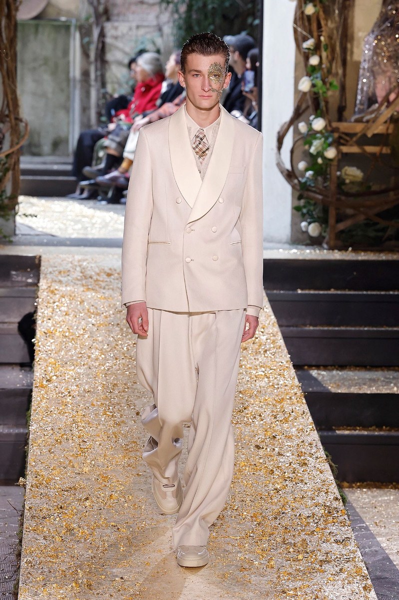 Look 39