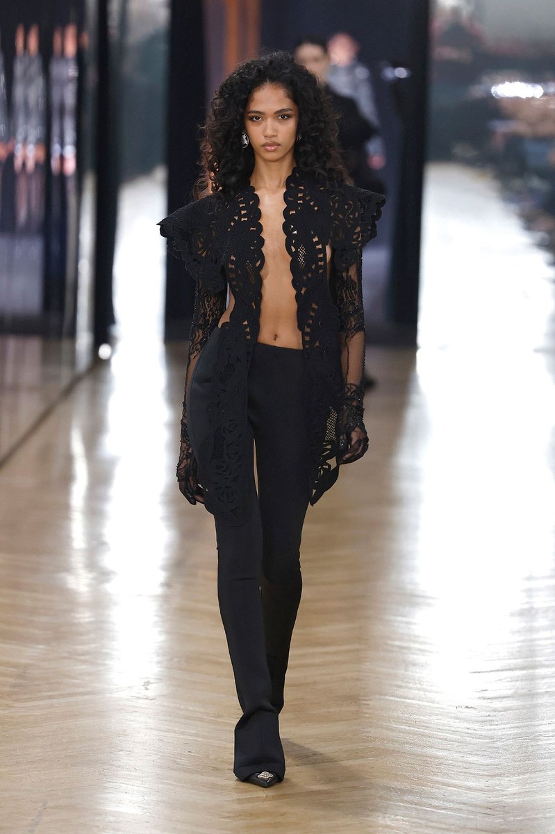Look 14