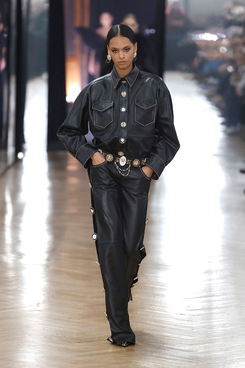 Look 28