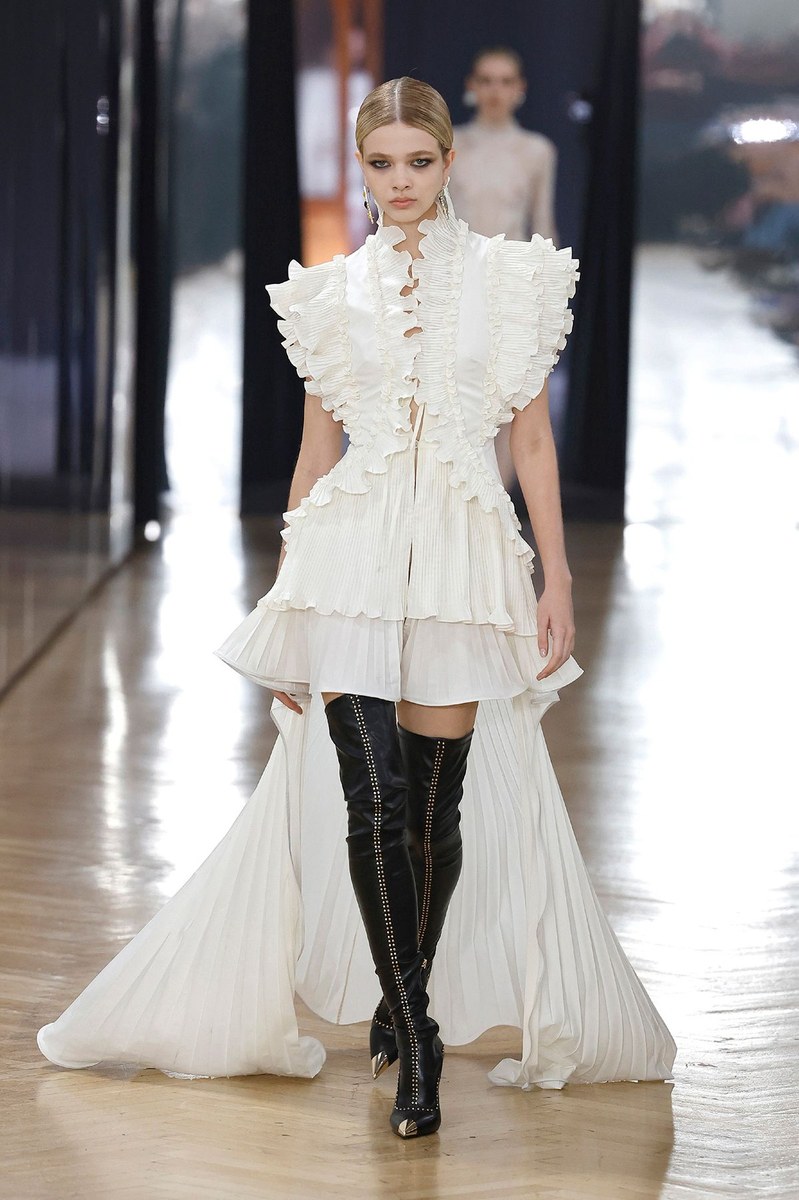 Look 35