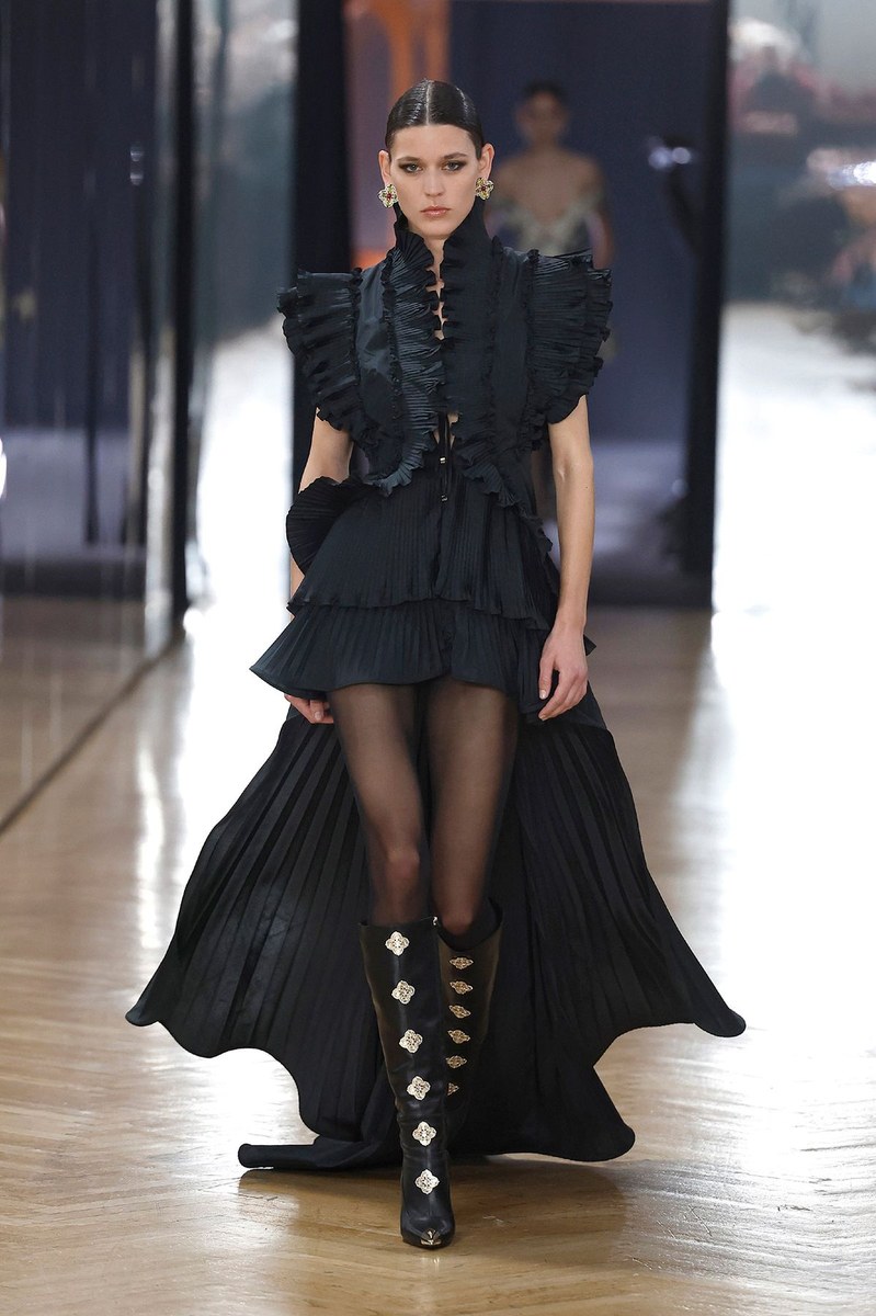 Look 43