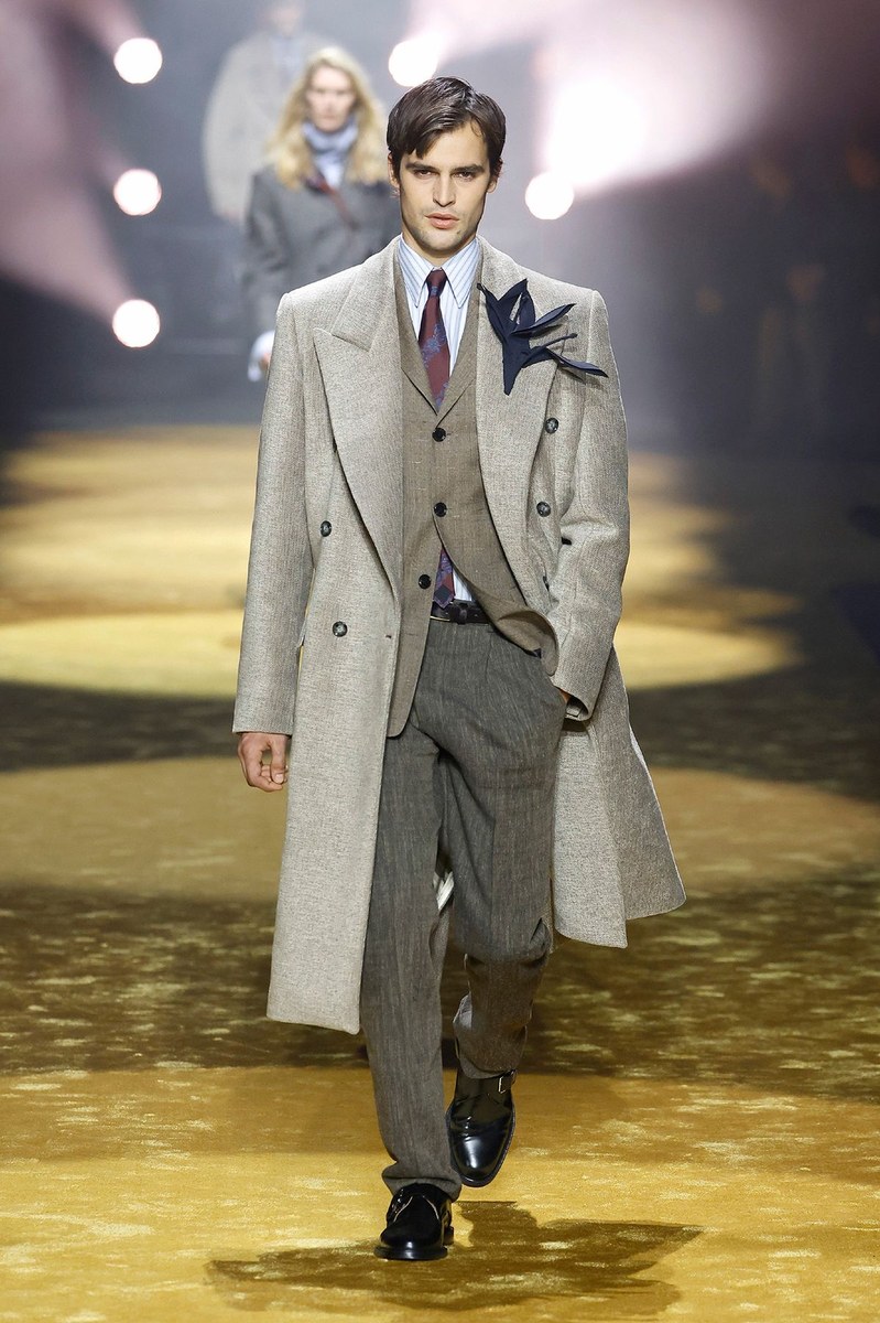 Boss FW26 Women Looks Report
