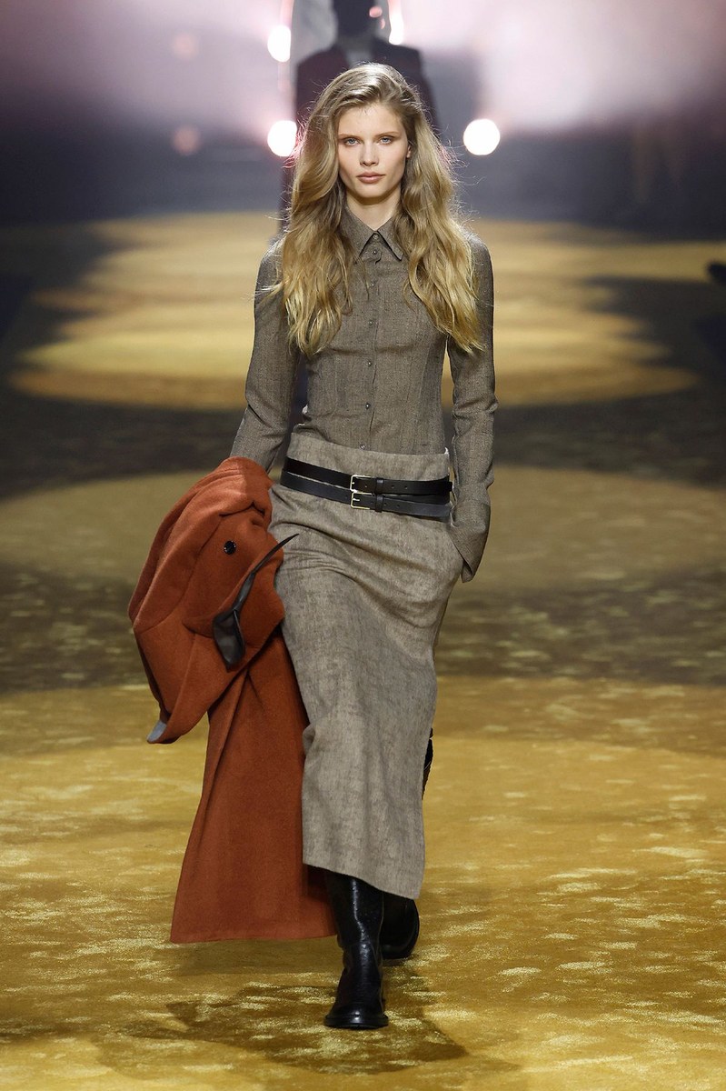 Look 4