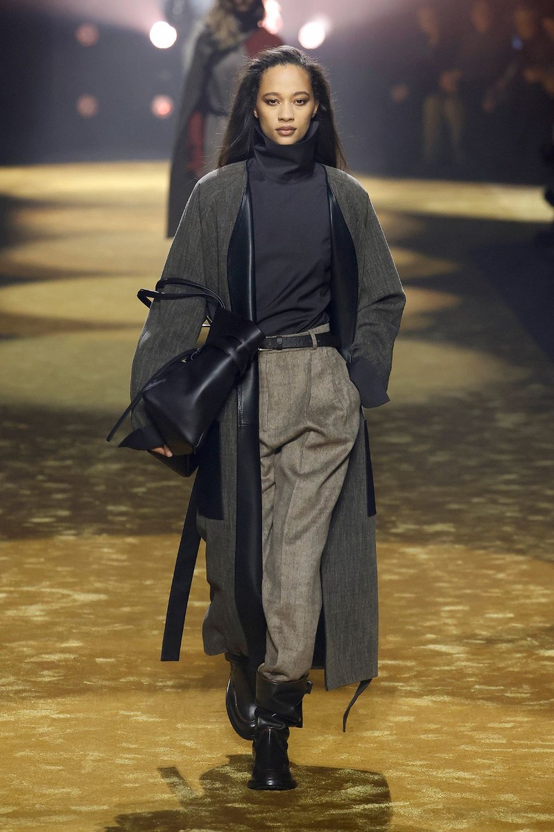 Look 7