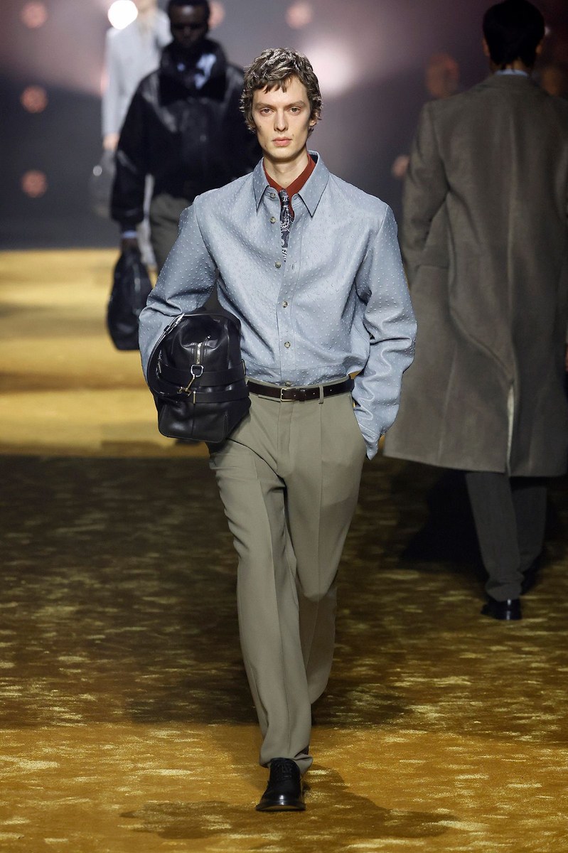 Look 9