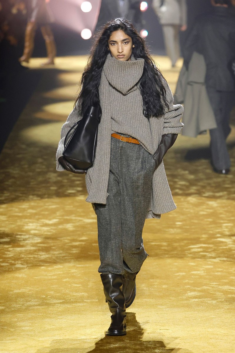 Look 26