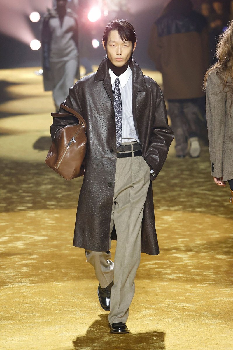 Look 29
