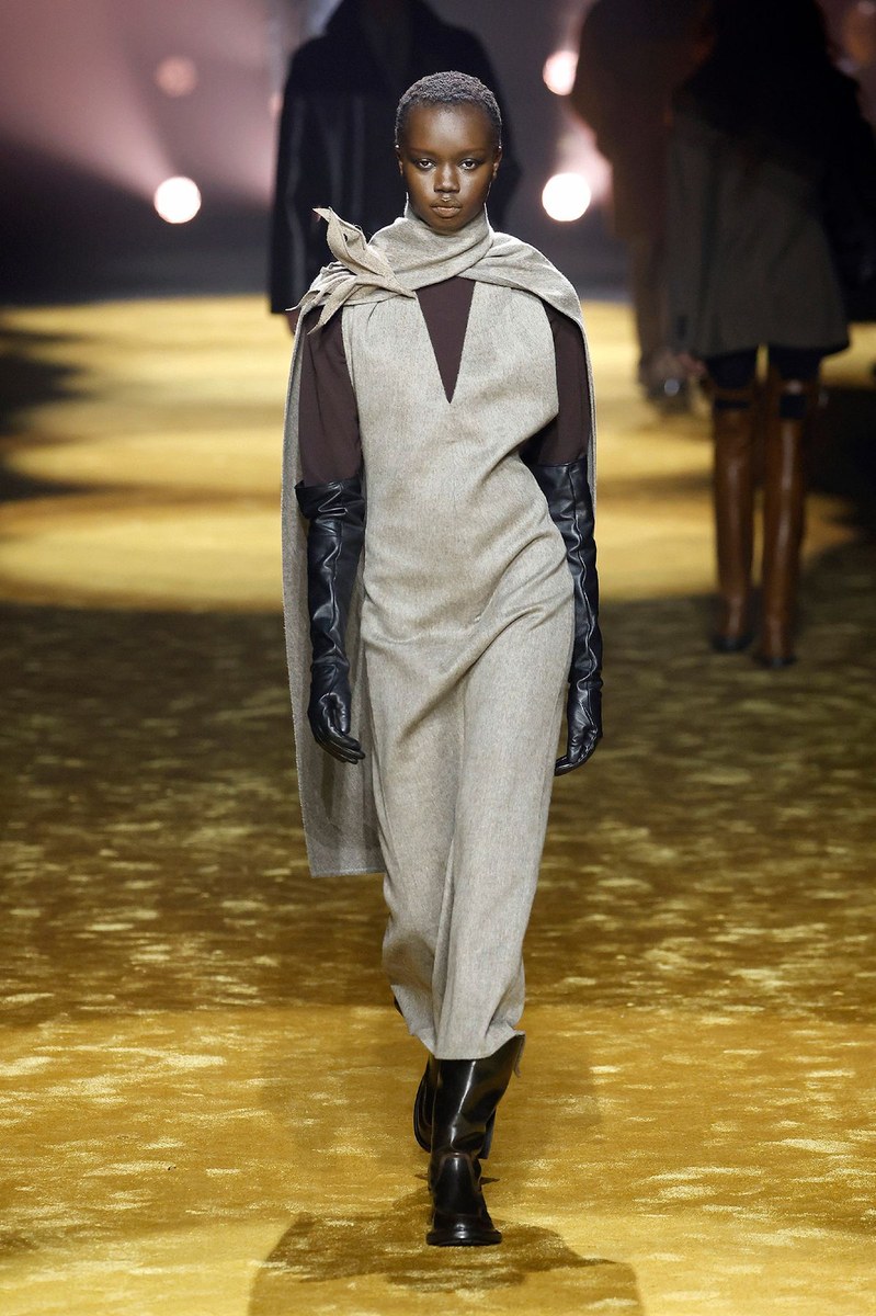 Look 30