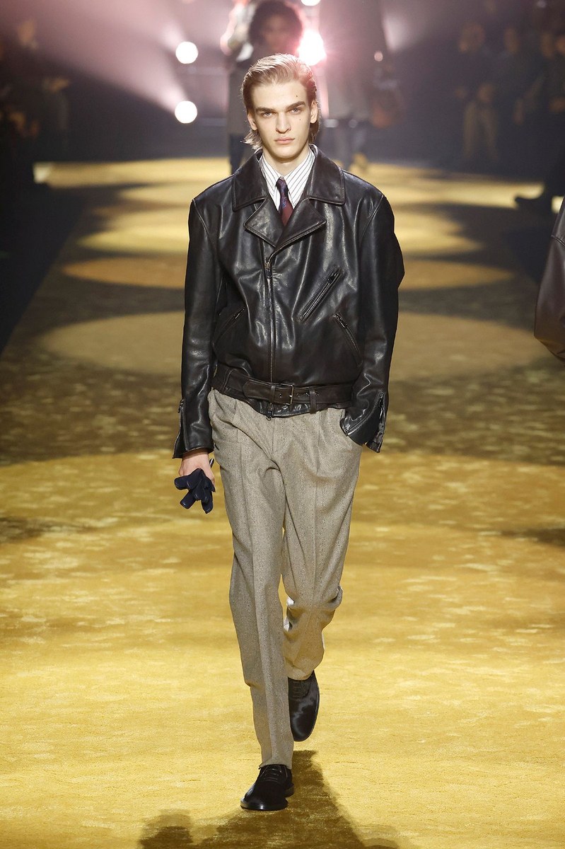 Look 37