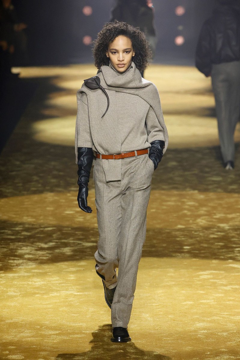 Look 38