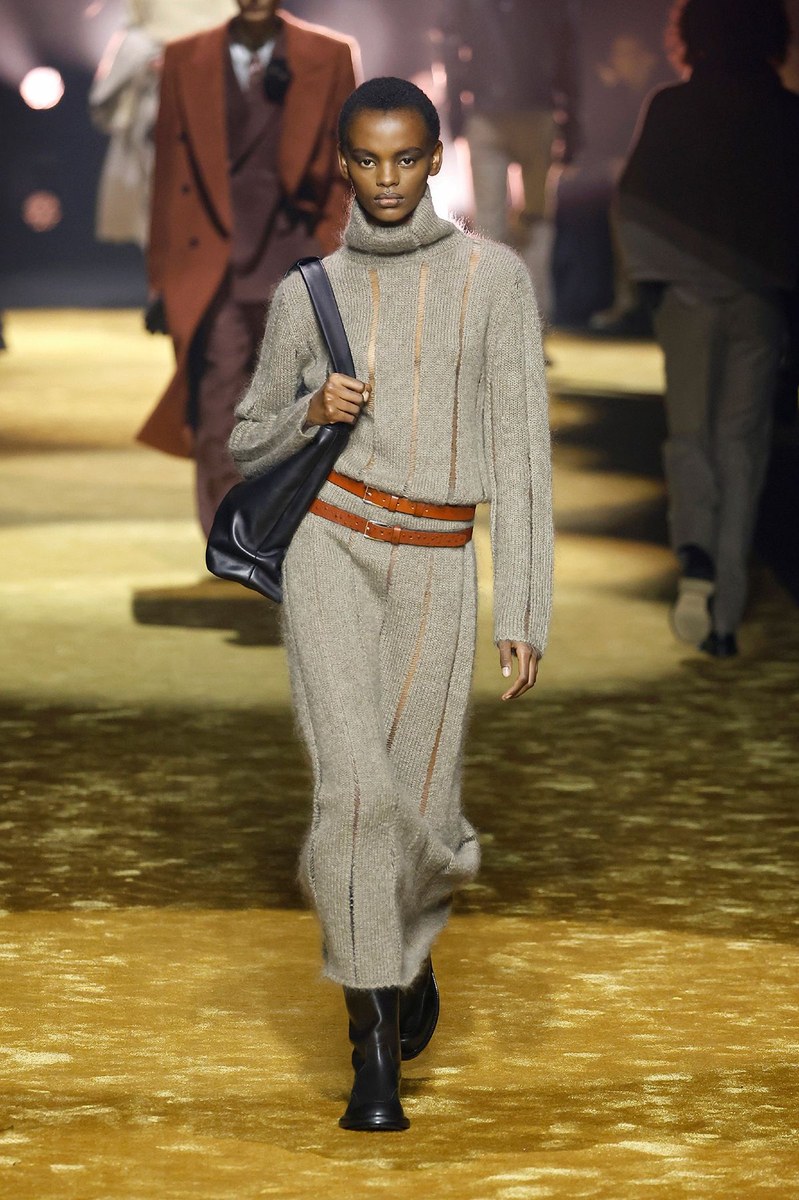 Look 48