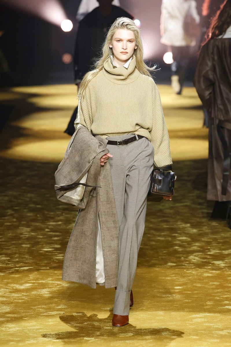Look 50