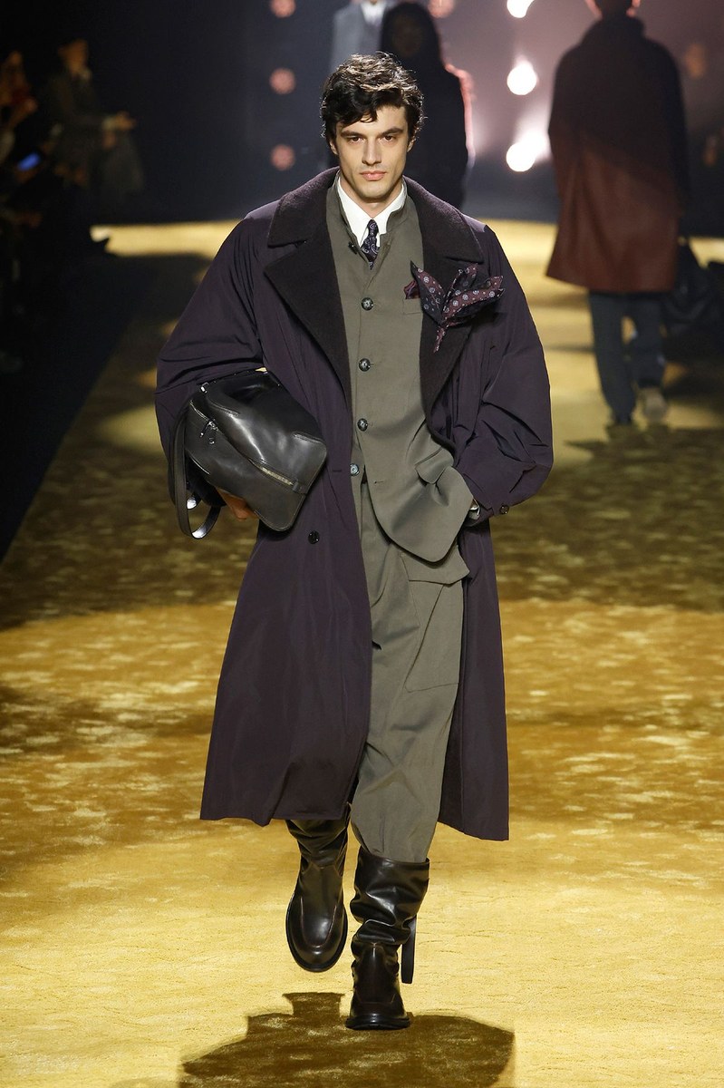 Look 54