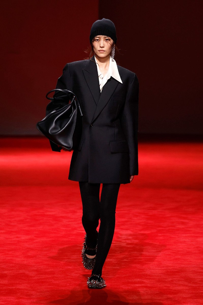 Look 7