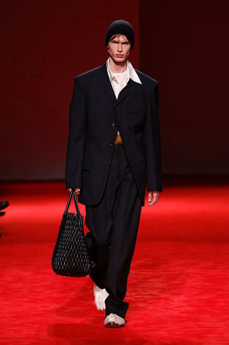 Look 8