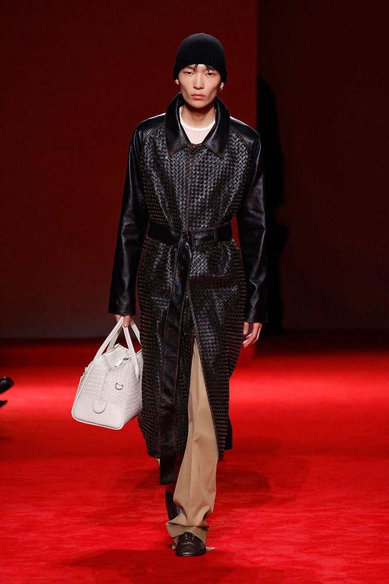 Look 11