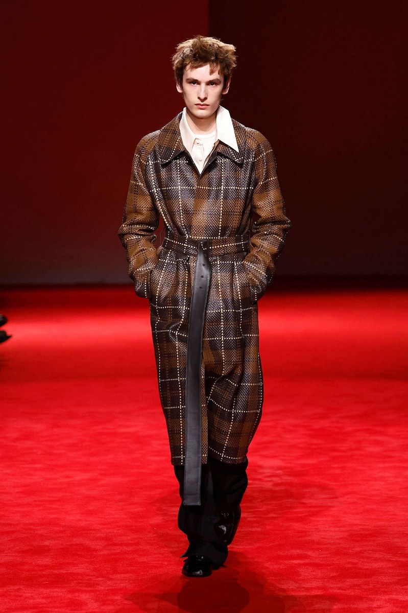 Look 13