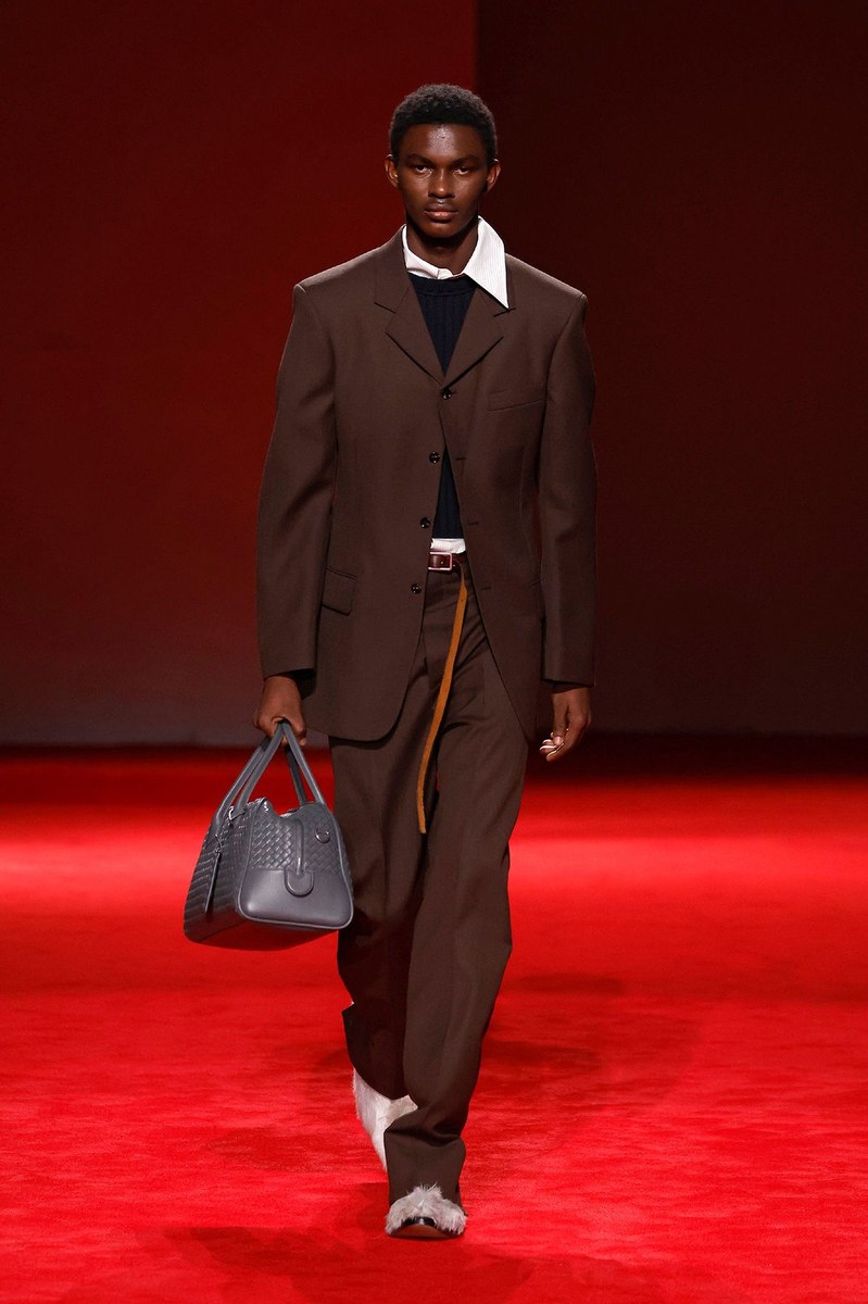 Look 19