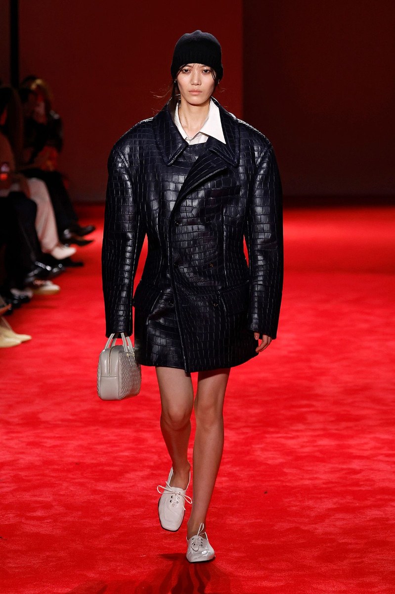 Look 28