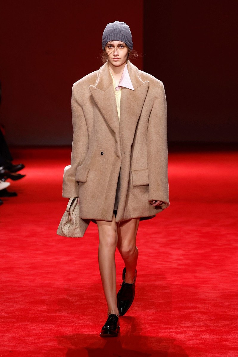 Look 30