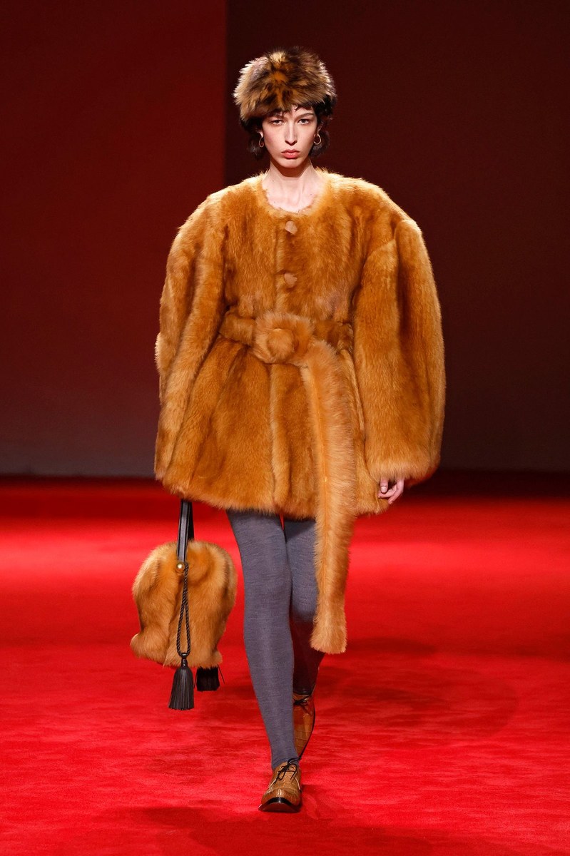 Look 49