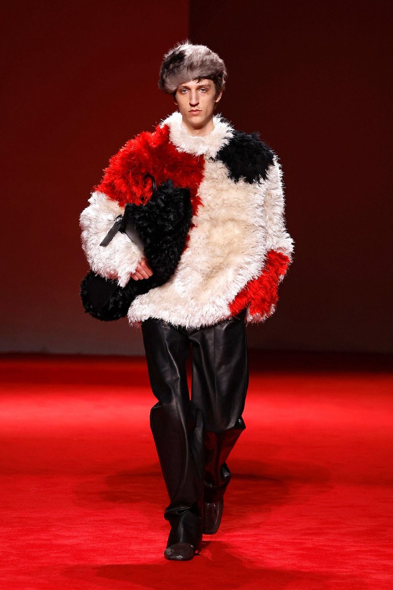 Look 63
