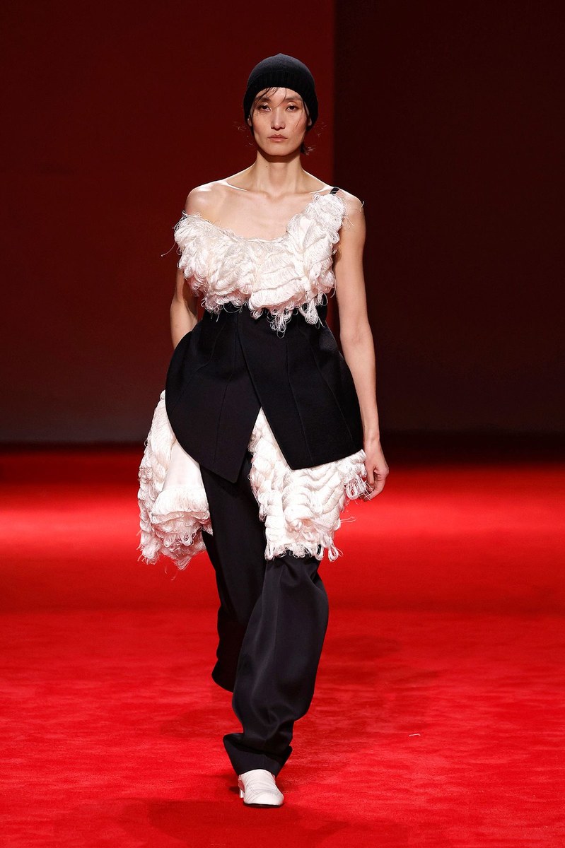 Look 75