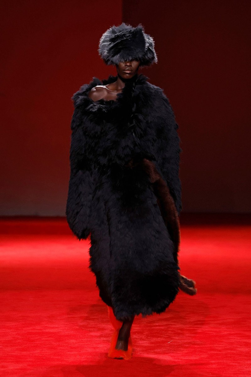 Look 77