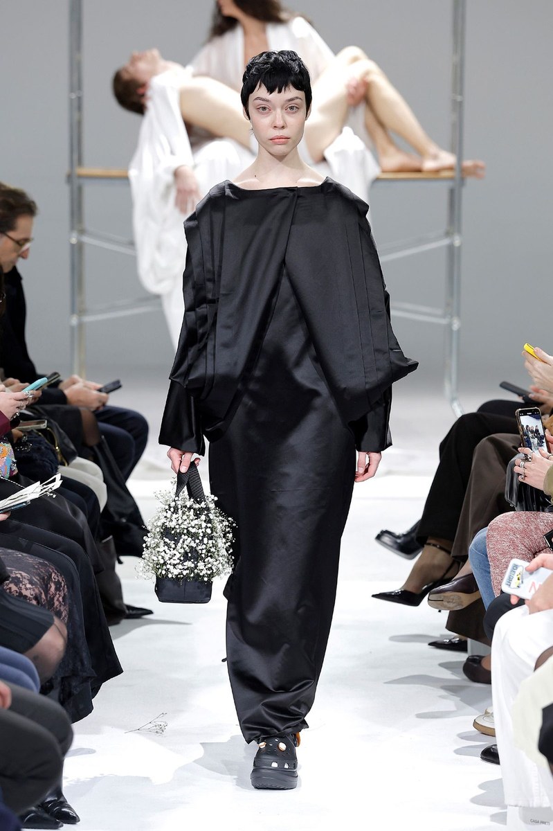 Look 12