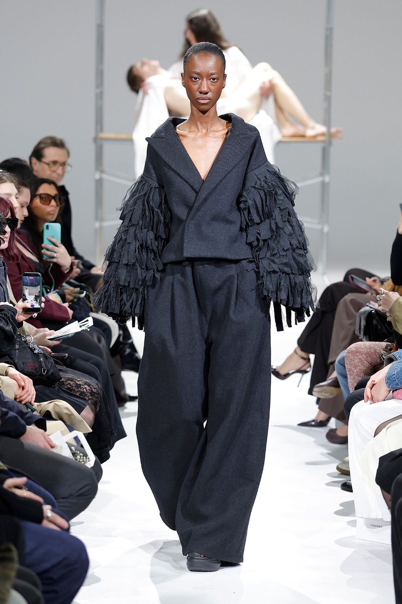 Look 17