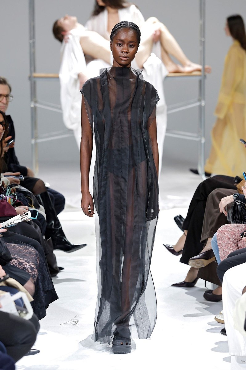 Look 24