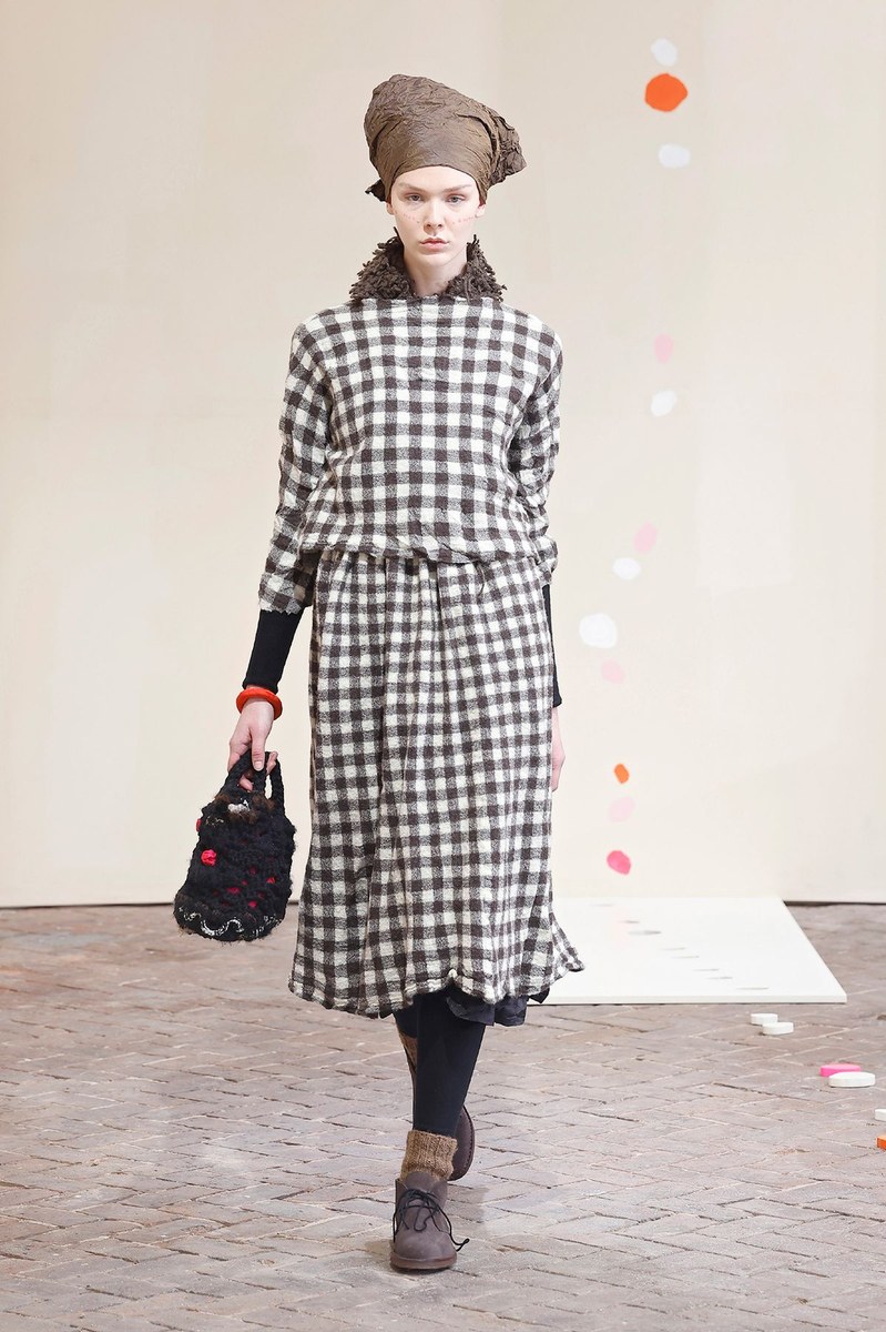 Look 2