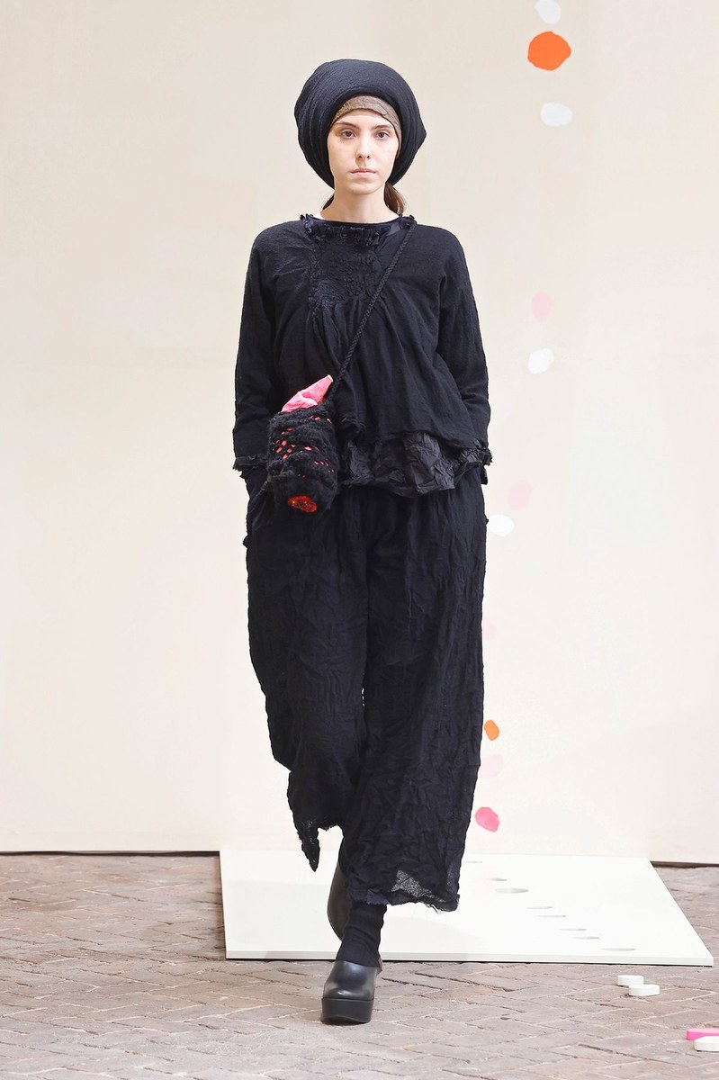Look 3