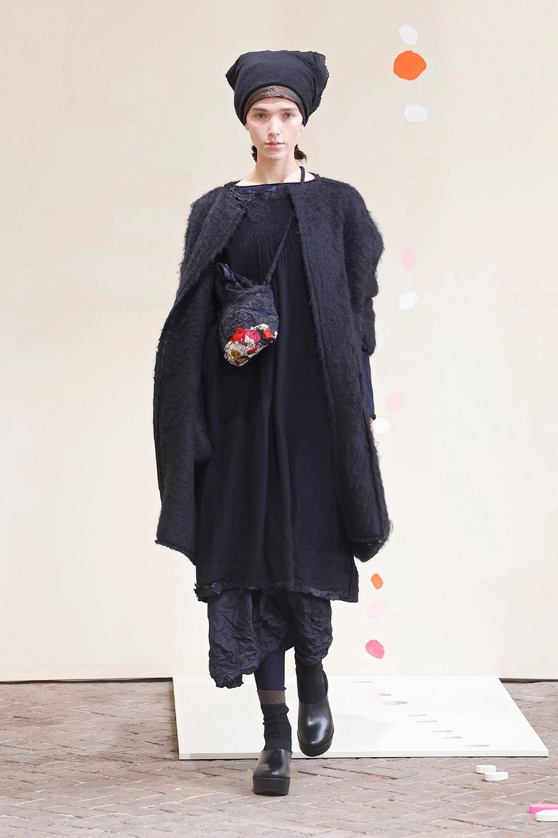 Look 7