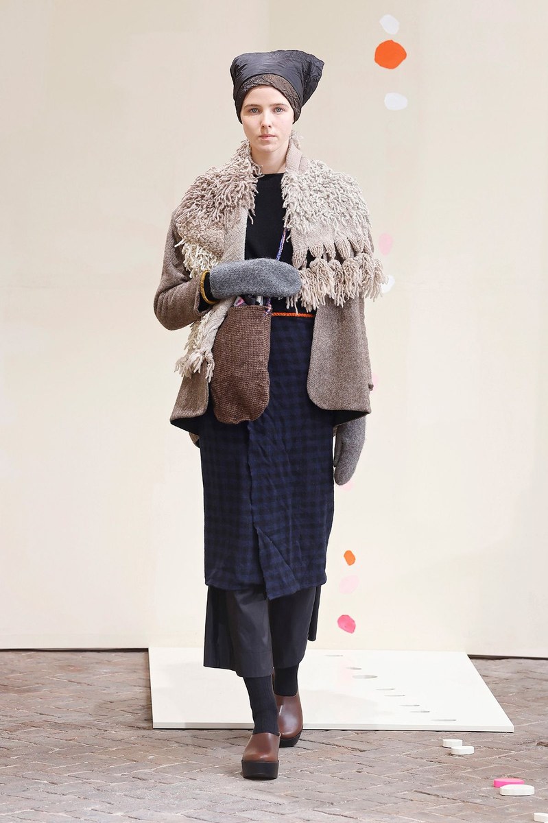 Look 11