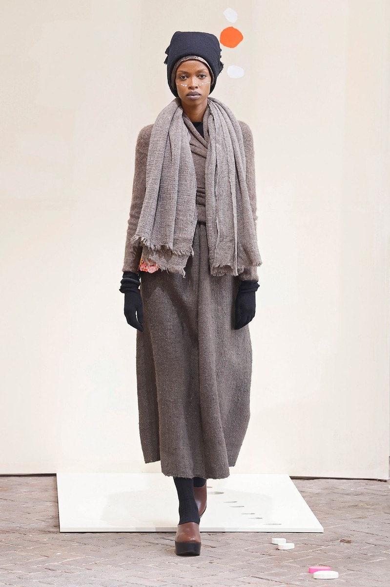 Look 12