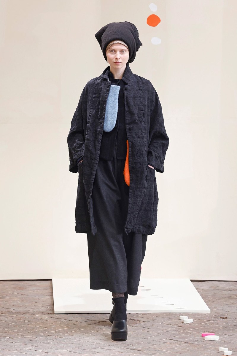 Look 17