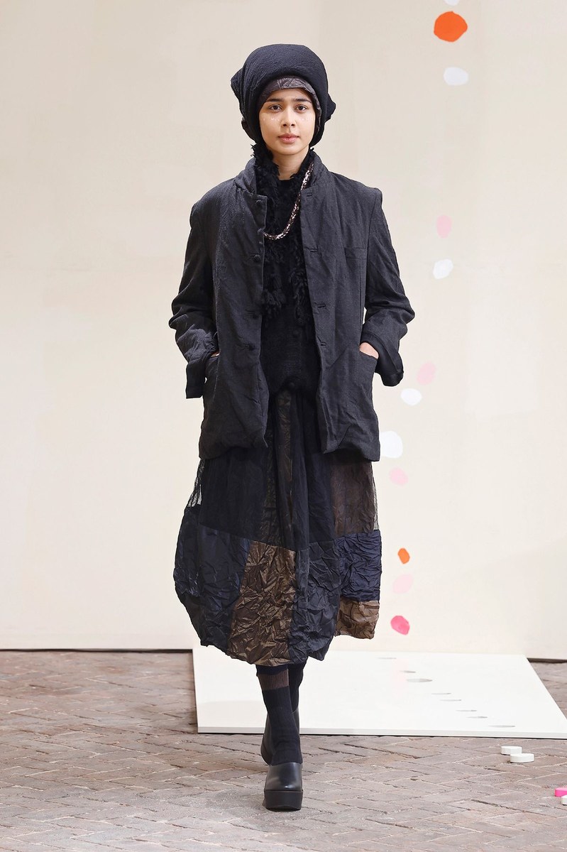Look 24