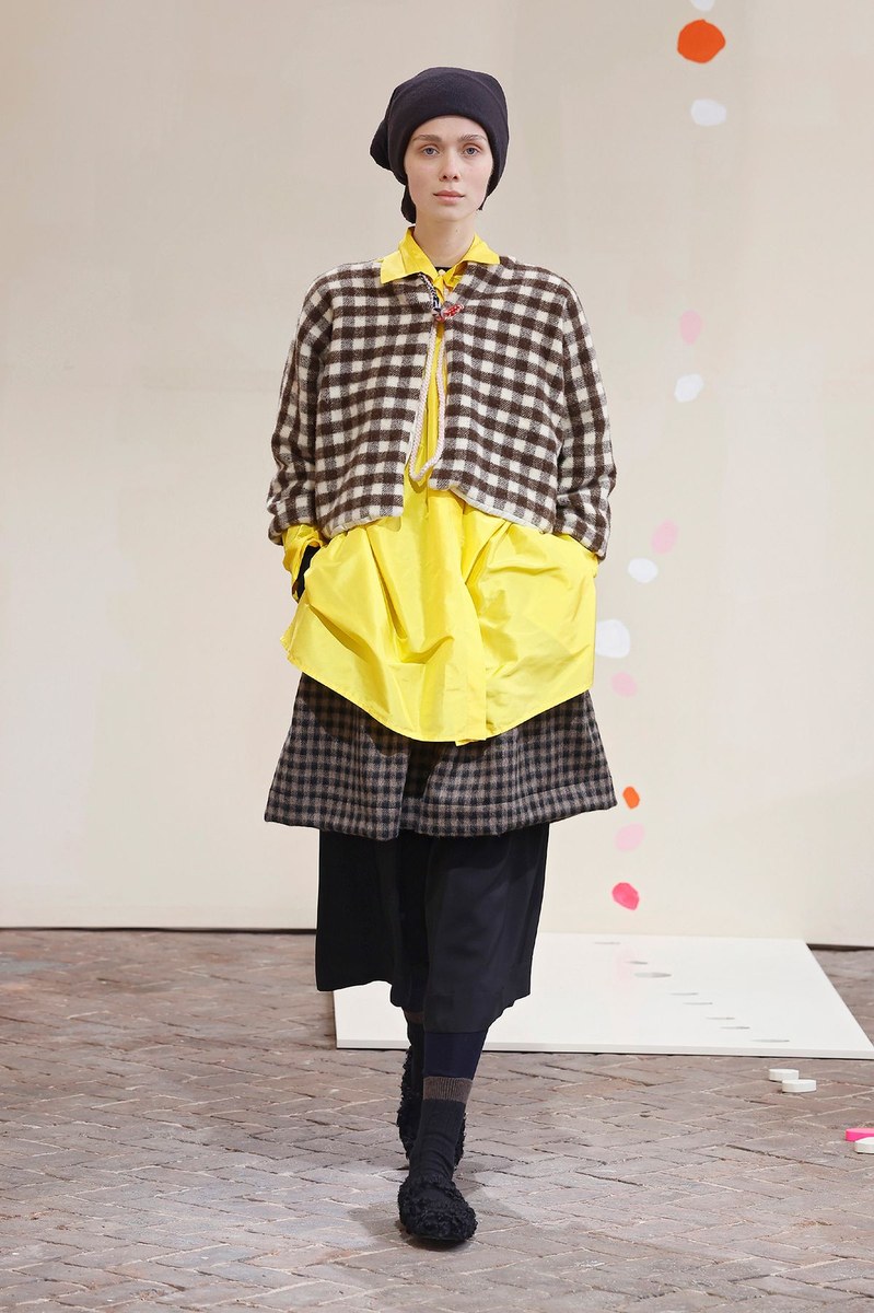 Look 25
