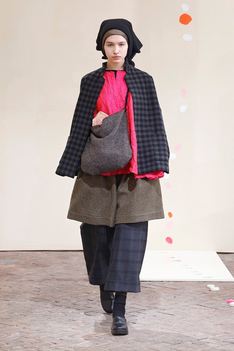 Look 27