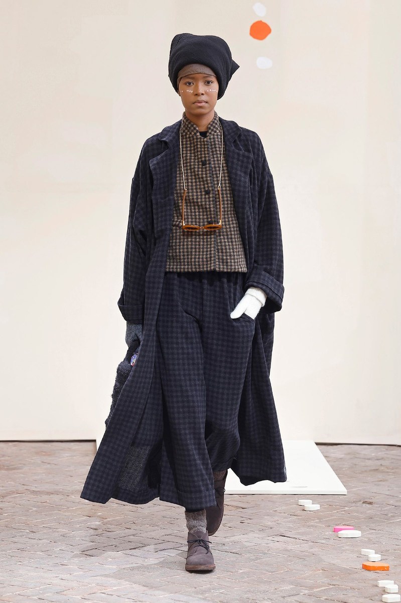 Look 28