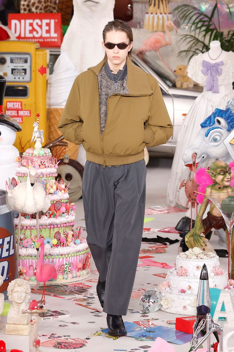 Look 11