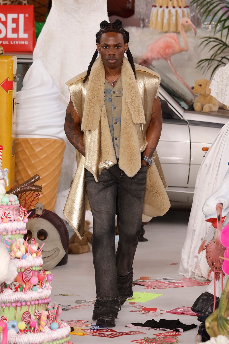 Look 44