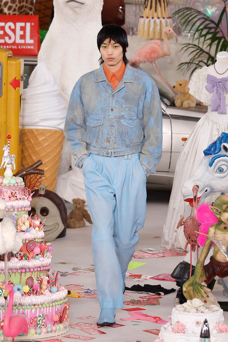 Look 50