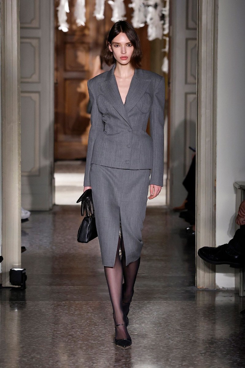 Look 2