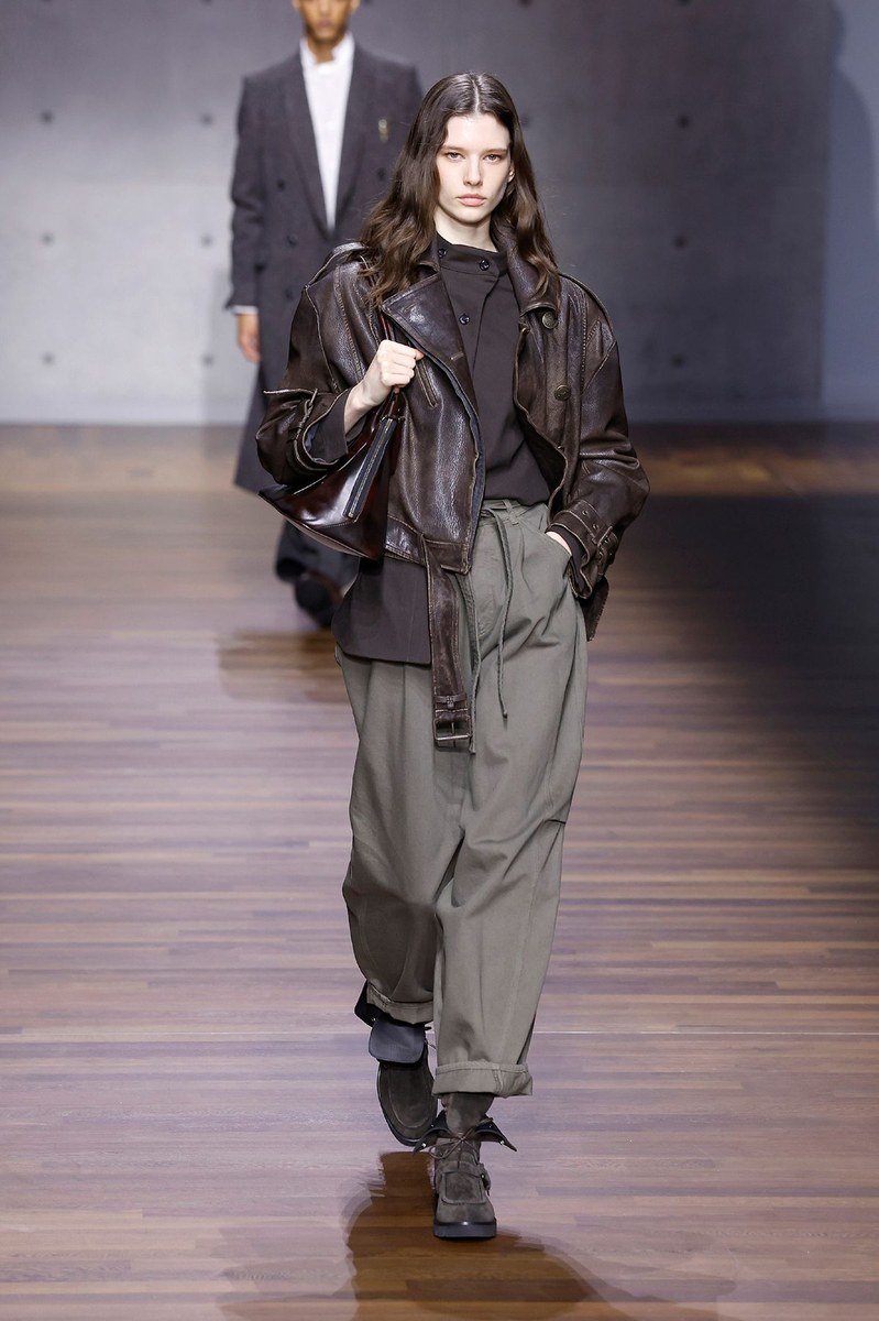 Look 8