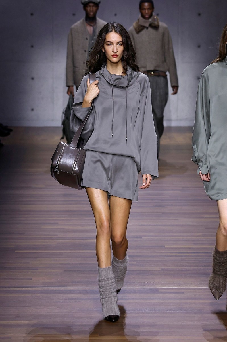 Look 19