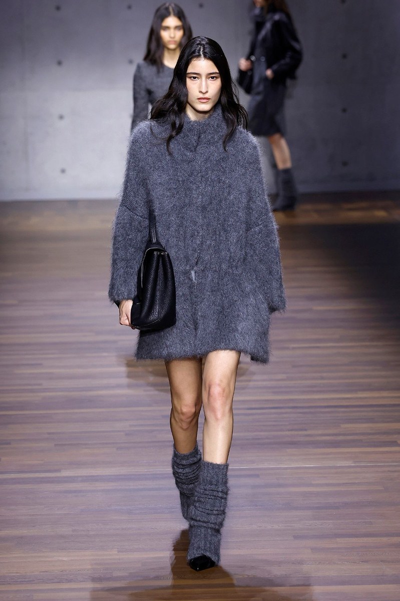 Look 24